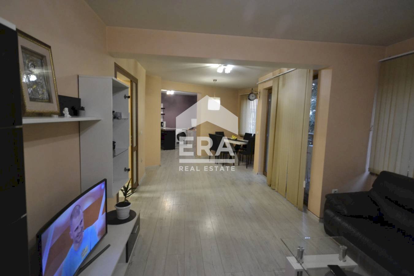 Three-room apartment Haskovo (neighborhood Център) - photo 1