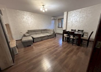 Apartment Shumen (neighborhood Пазара) - photo 1