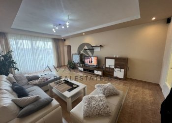 Casa indipendente Plovdiv (zona Кючук Париж) - foto 1