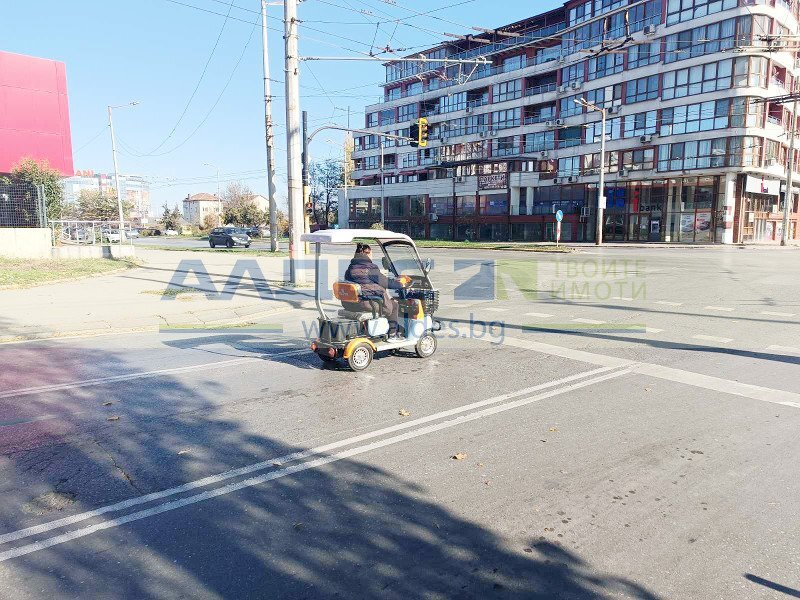 Negozio бул. Д-р Петър Дертлиев, Sofia (zona Люлин 10) - foto 1