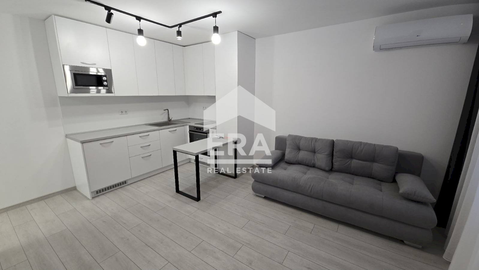 One-room apartment Varna (neighborhood Бриз) - photo 1