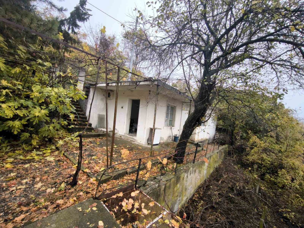 Villa Shumen (neighborhood м-т Чашка                        ) - photo 1