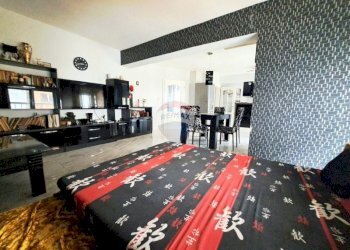 Three-room apartment Varna - photo 1