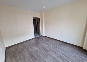 Two-room apartment Plovdiv (neighborhood Остромила) - photo 1