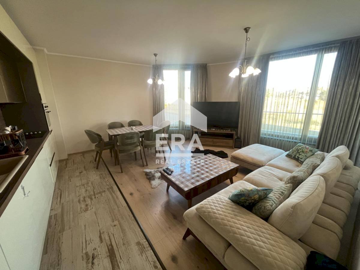 Trilocale Varna (zona Трошево) - foto 1