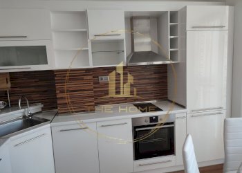 Two-room apartment Баба Тонка, Varna (neighborhood Зимно кино Тракия) - photo 1