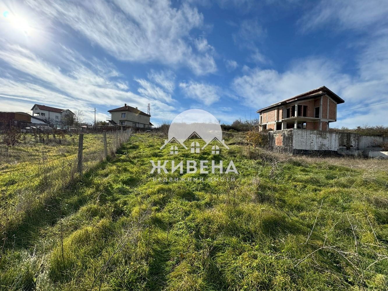 Building land Avren - photo 1