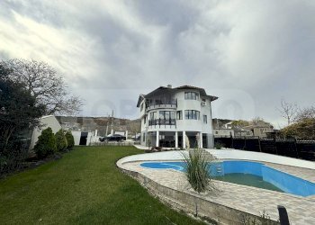 Villa Dobrich - foto 1