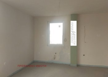 Trilocale Plovdiv (zona Христо Смирненски) - foto 1