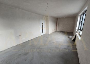 Trilocale Plovdiv (zona Смирненски) - foto 1