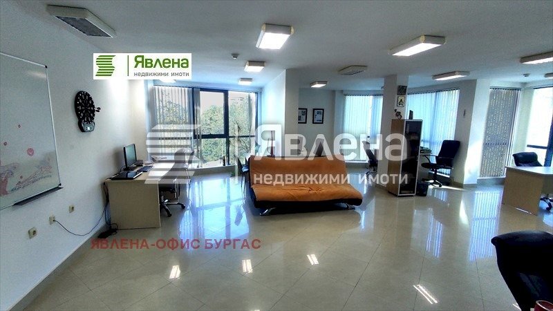 Office Burgas (neighborhood Лазур) - photo 1