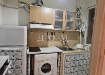 Three-room apartment Shumen (neighborhood Център) - photo 1