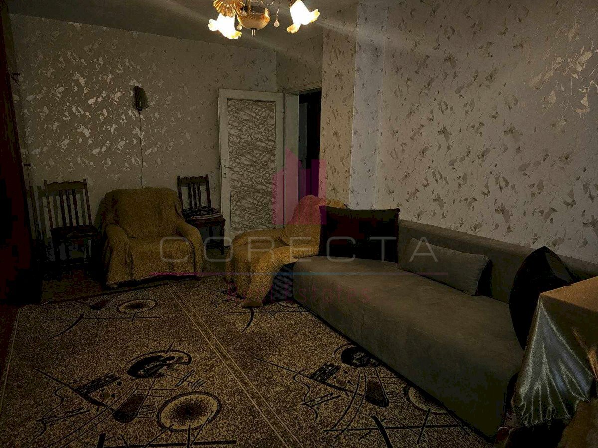 Three-room apartment Ruse (neighborhood Възраждане) - photo 1