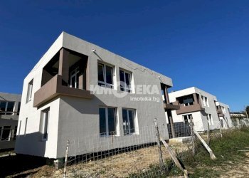 Independent house Varna city, Varna - photo 1