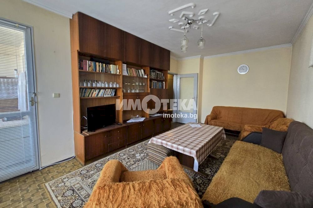 Three-room apartment Plovdiv city, Plovdiv - photo 1