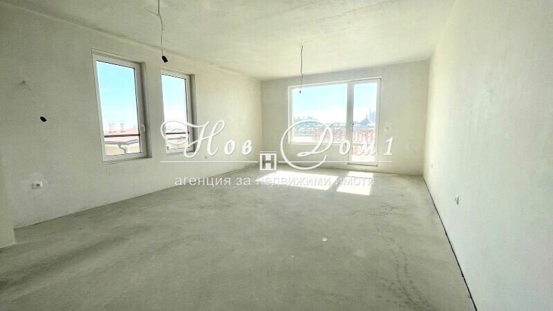 Three-room apartment Varna (neighborhood Център) - photo 1