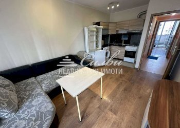 Three-room apartment Targovishte (neighborhood Вароша) - photo 1