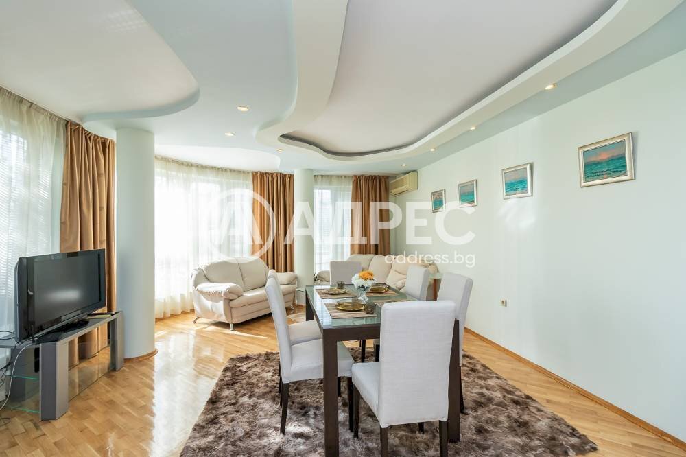 Four-room apartment Varna city, Varna - photo 1