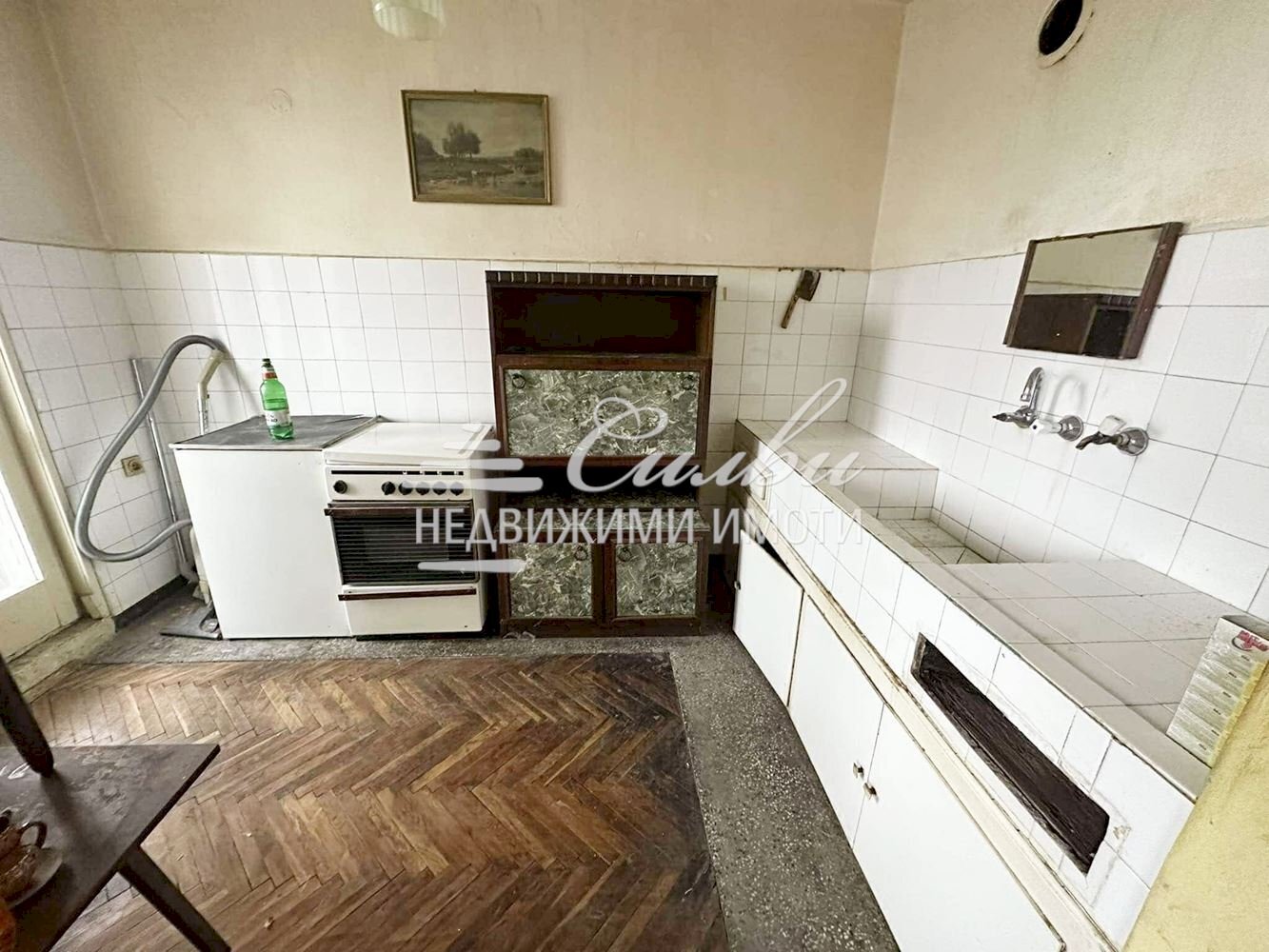 Four-room apartment Targovishte (neighborhood Център) - photo 1