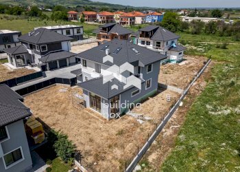 Independent house Rodopi - photo 1