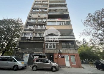 Three-room apartment Ruse (neighborhood Широк център) - photo 1
