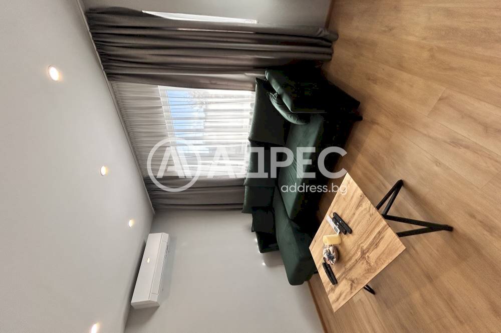 Four-room apartment Varna city, Varna - photo 1