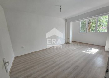 Two-room apartment Sofia (neighborhood Лев Толстой) - photo 1