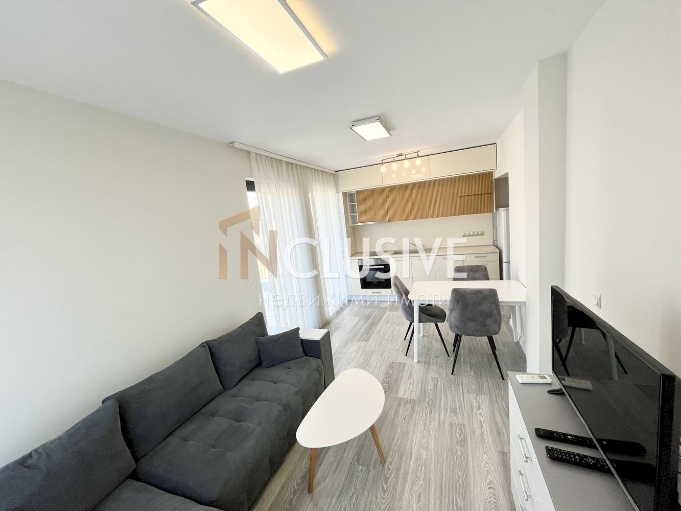 Three-room apartment Varna (neighborhood Бриз) - photo 1