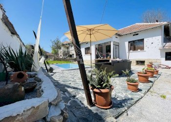 Villa Veliko Tarnovo - foto 1