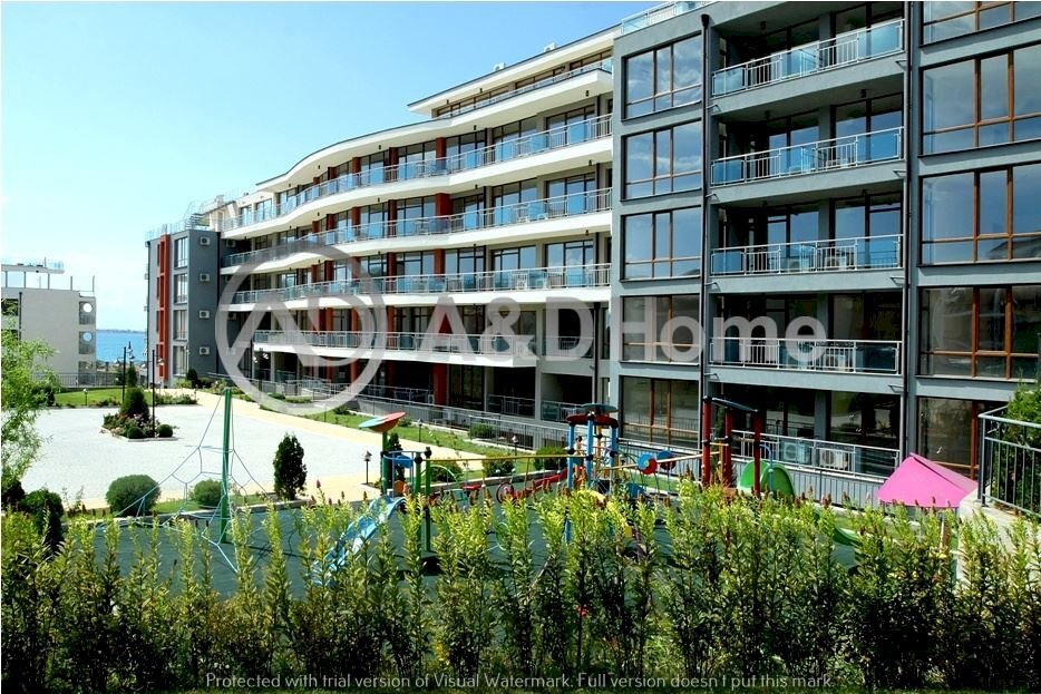 Three-room apartment Nesebar - photo 1