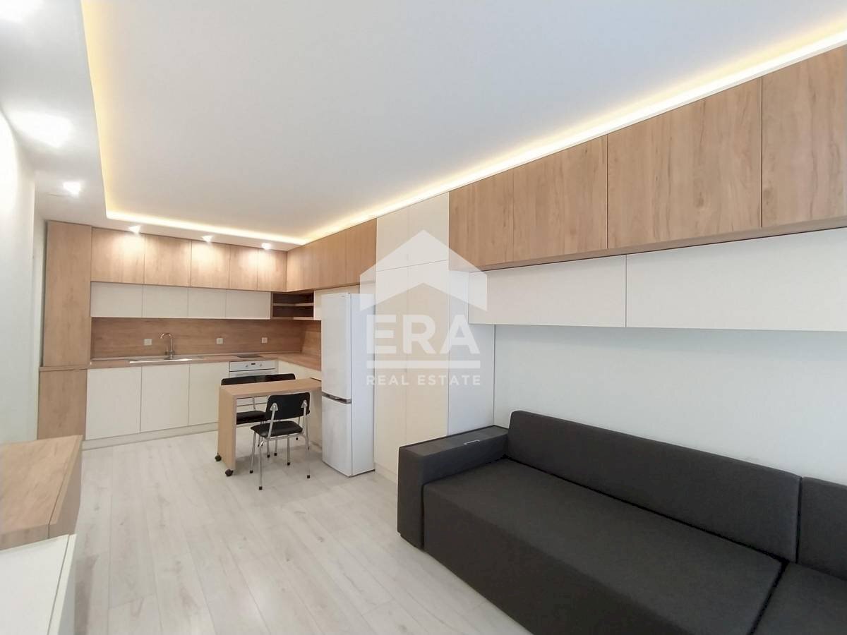 One-room apartment Varna (neighborhood Бриз) - photo 1