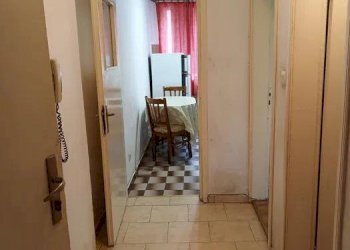 One-room apartment Varna (neighborhood Генералите) - photo 8