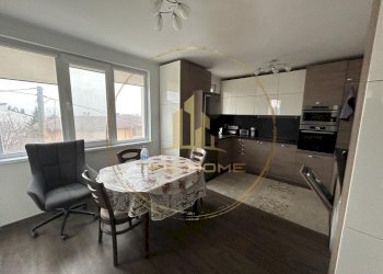 Three-room apartment Латинка, Varna (neighborhood Изгрев) - photo 1