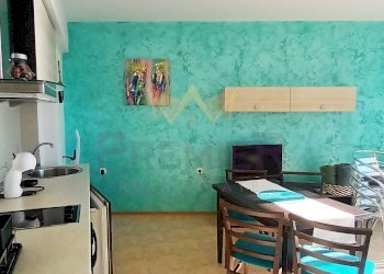 Three-room apartment Kavarna - photo 2