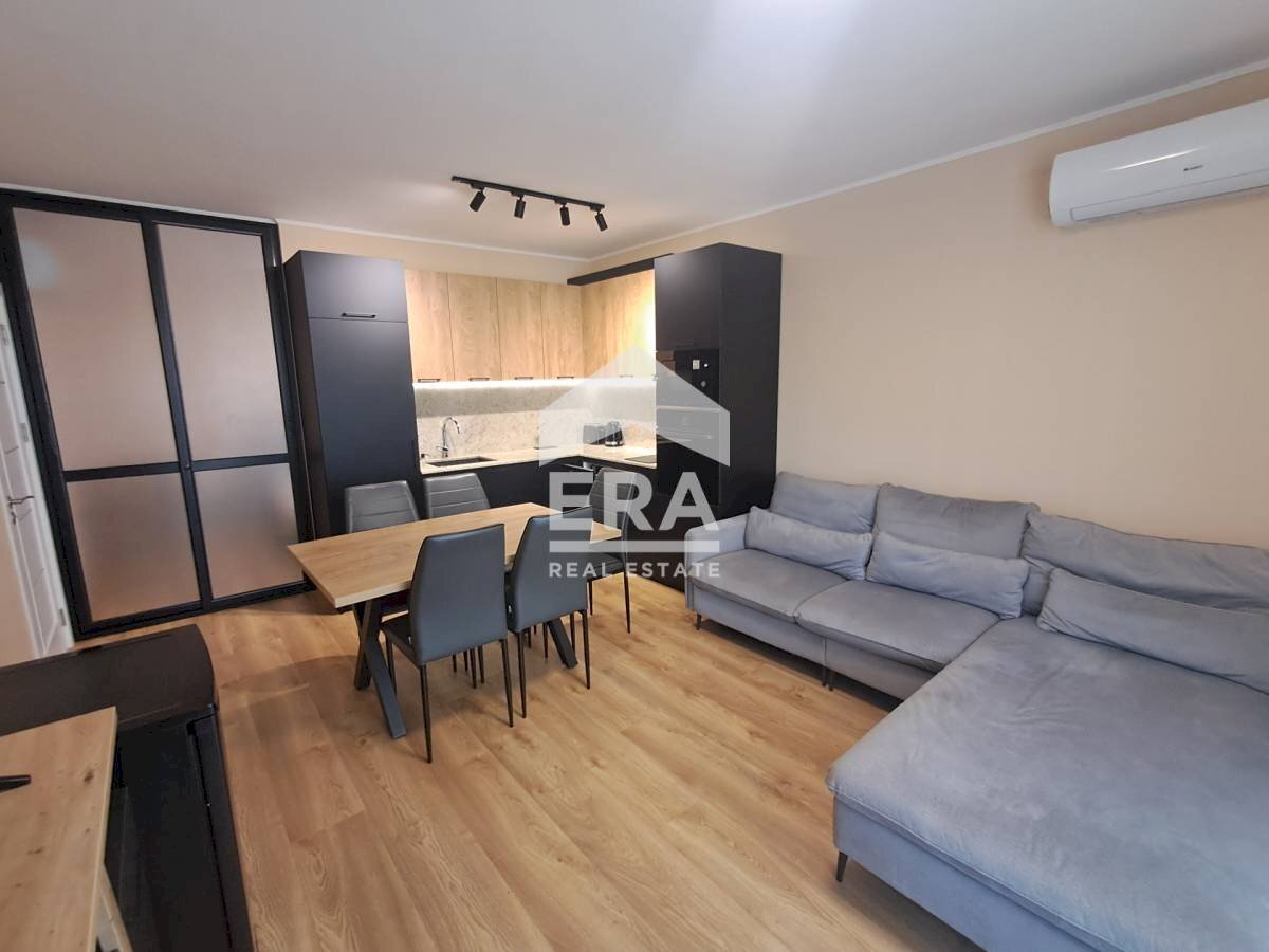 Three-room apartment Varna (neighborhood Бриз) - photo 1