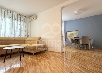 Three-room apartment Sofia (neighborhood Лагера) - photo 1