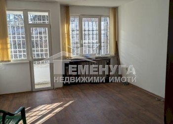 Quadrilocale Sofia (zona Яворов) - foto 1