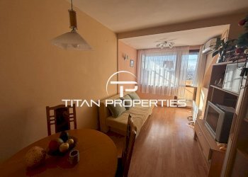 One-room apartment Burgas (neighborhood Център) - photo 1