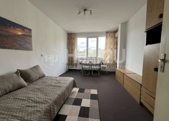 Three-room apartment Varna (neighborhood Окръжна болница) - photo 1