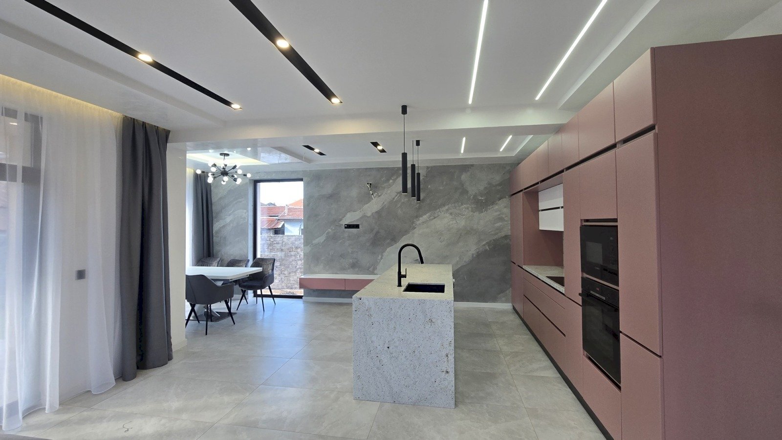 Villa Sofia (neighborhood с. Лозен) - photo 1