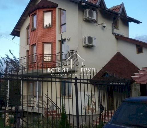 Casa indipendente Varna (zona м-т Ракитника) - foto 1