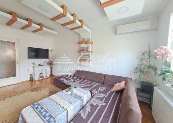 Four-room apartment Shumen (neighborhood Боян Българанов 1) - photo 1