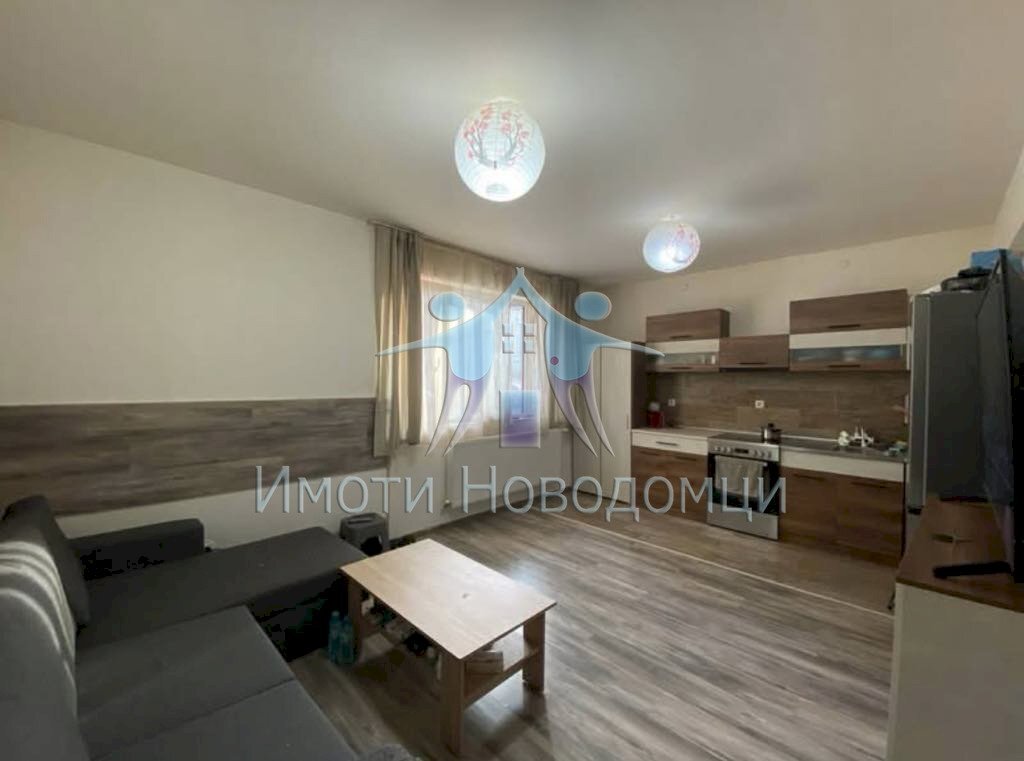 Apartment Shumen (neighborhood Център) - photo 1