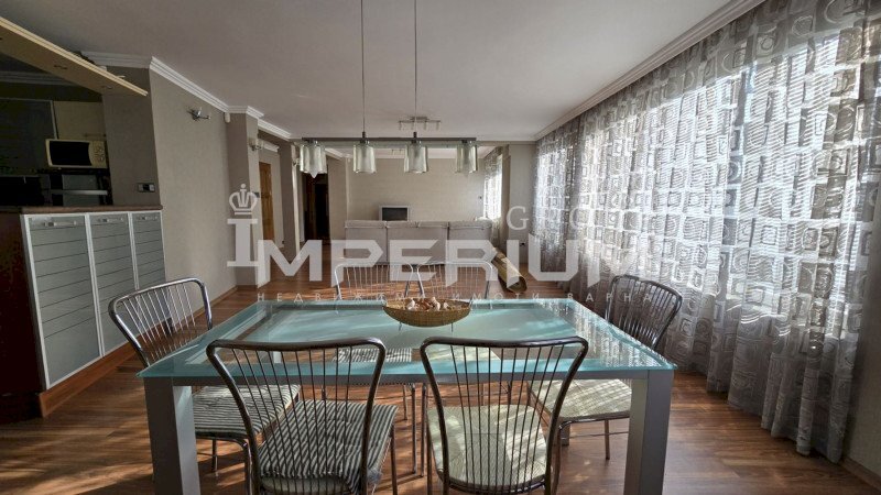 Appartamento Varna (zona Център) - foto 1