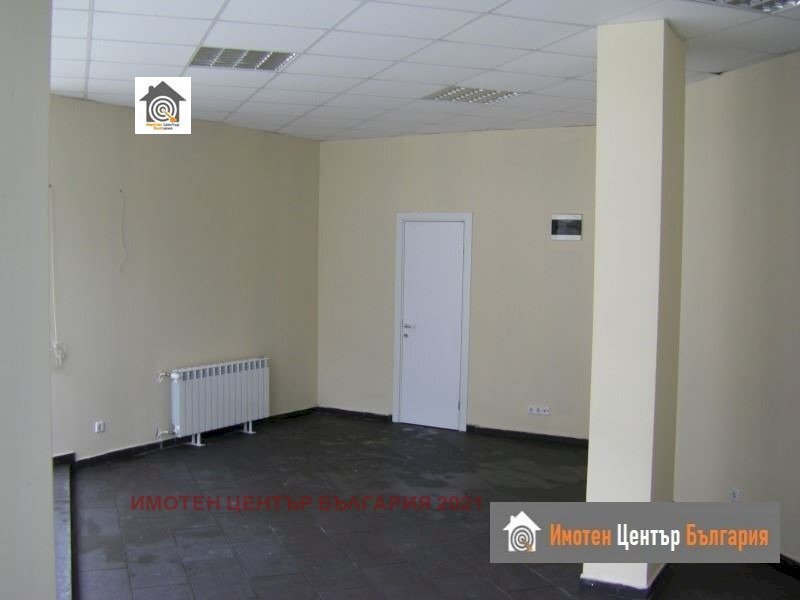 Negozio Sofia (zona Студентски град) - foto 1