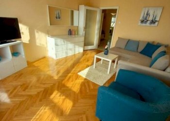 One-room apartment Sofia (neighborhood Център - Юг) - photo 1