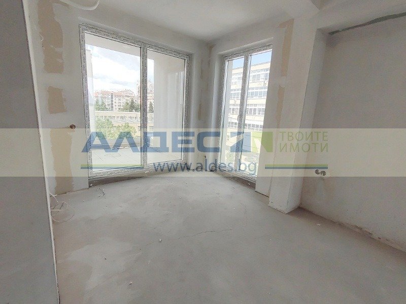 Apartment бул. Черни връх, Sofia (neighborhood Хладилника) - photo 1