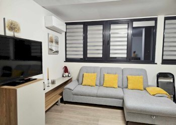 Appartamento Burgas (zona Център) - foto 1