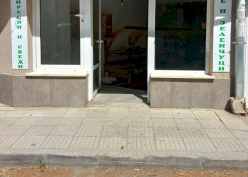 Locale Commerciale Stara Zagora (zona Железник - Изток) - foto 1