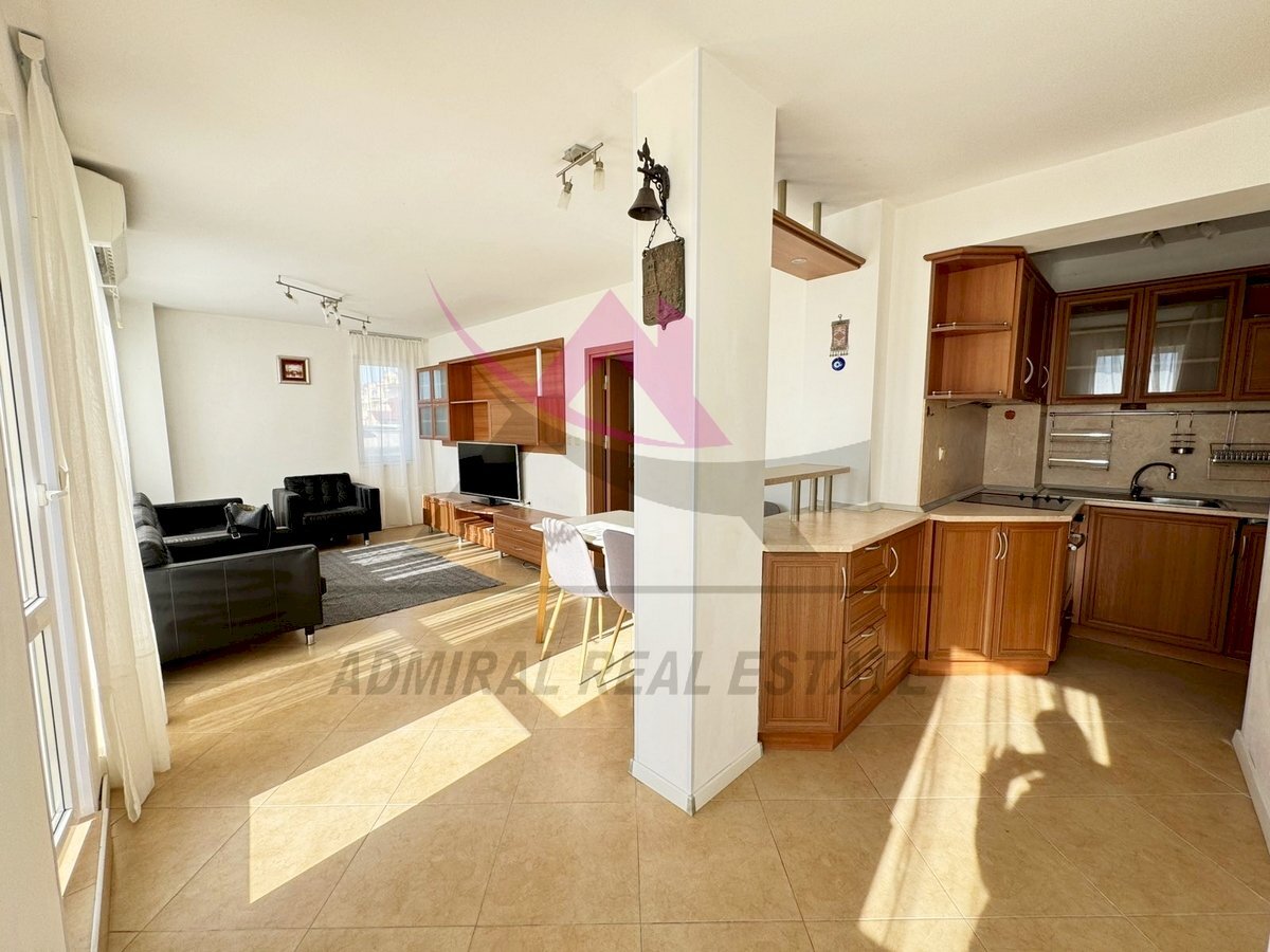 Three-room apartment Varna (neighborhood Бриз) - photo 1